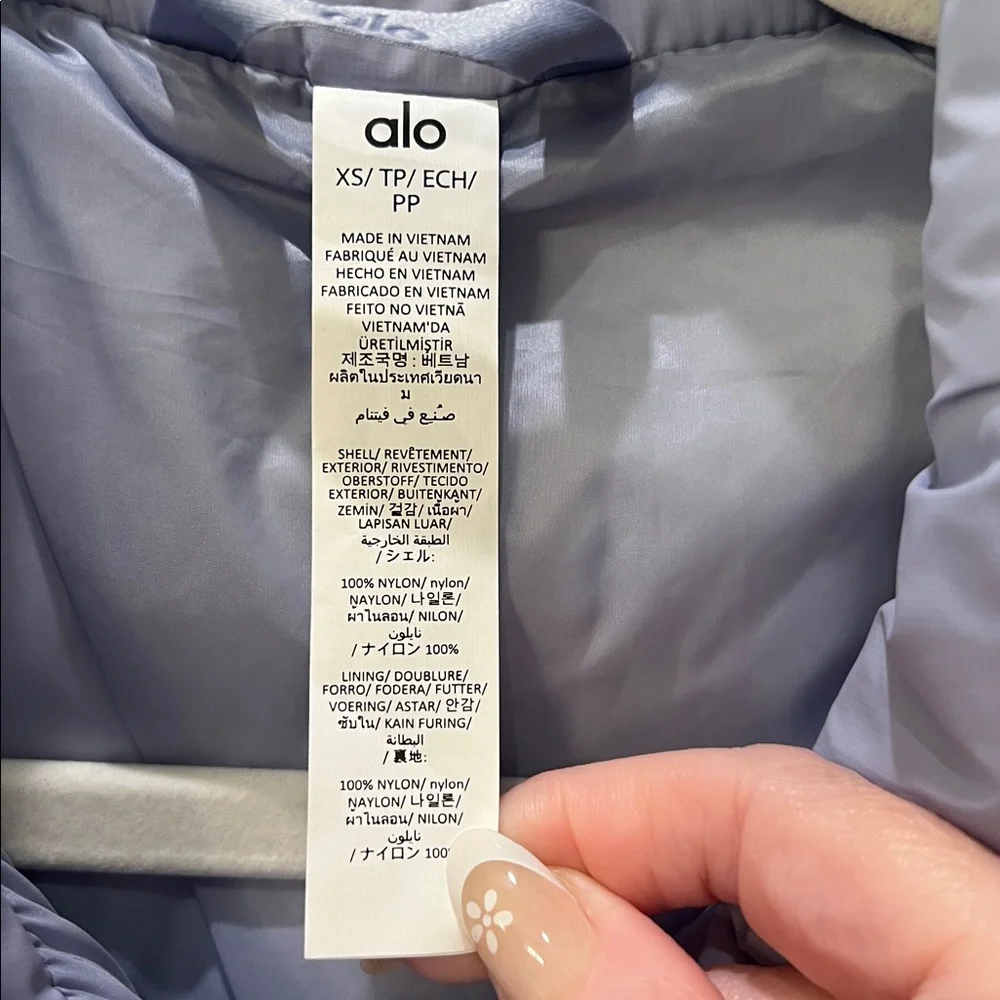 💙 NWT ALO Gold Rush Puffer Jacket Winter Frost Limited Edition color XS XSMALL